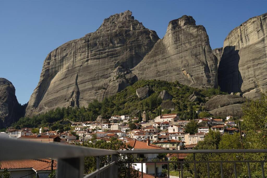 Home With View Калампака Екстериор снимка